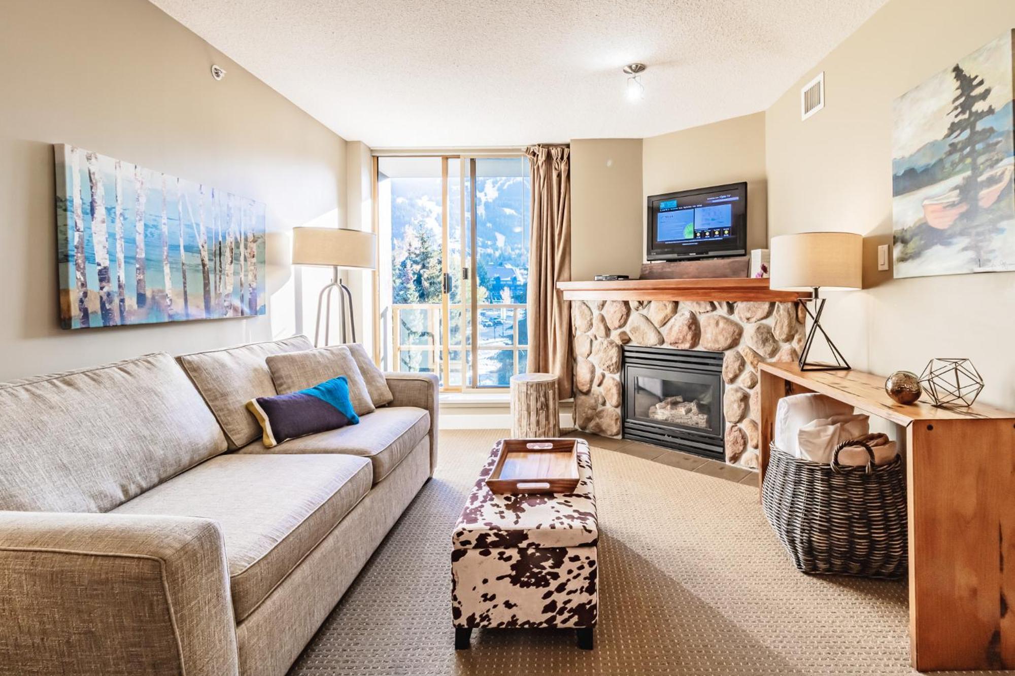 Cascade Lodge By Elevate Vacations Уистлер Экстерьер фото