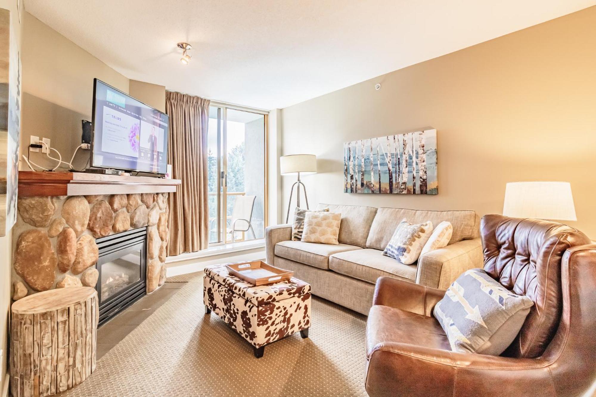 Cascade Lodge By Elevate Vacations Уистлер Экстерьер фото