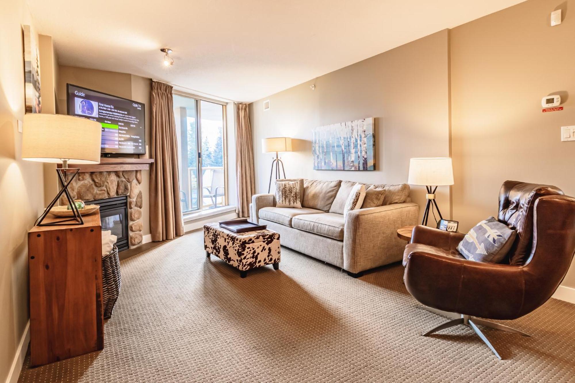 Cascade Lodge By Elevate Vacations Уистлер Экстерьер фото