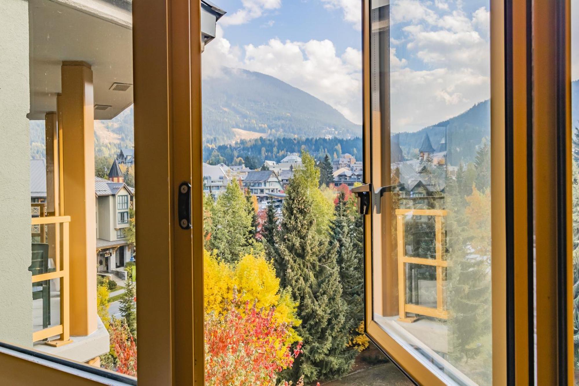 Cascade Lodge By Elevate Vacations Уистлер Экстерьер фото