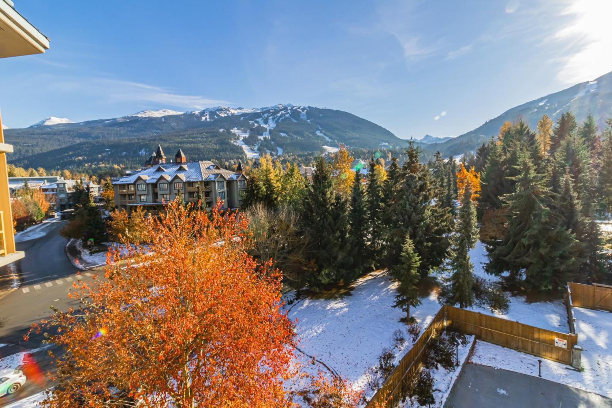 Cascade Lodge By Elevate Vacations Уистлер Экстерьер фото
